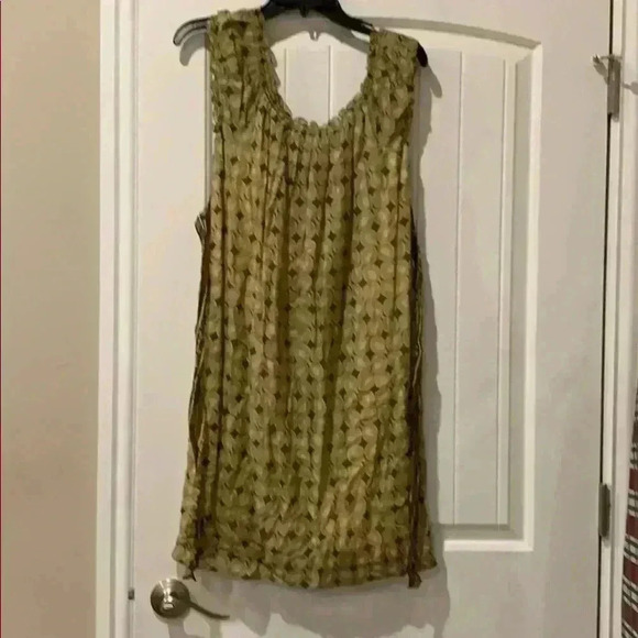 Max Studio dress 👗 - Picture 2 of 9